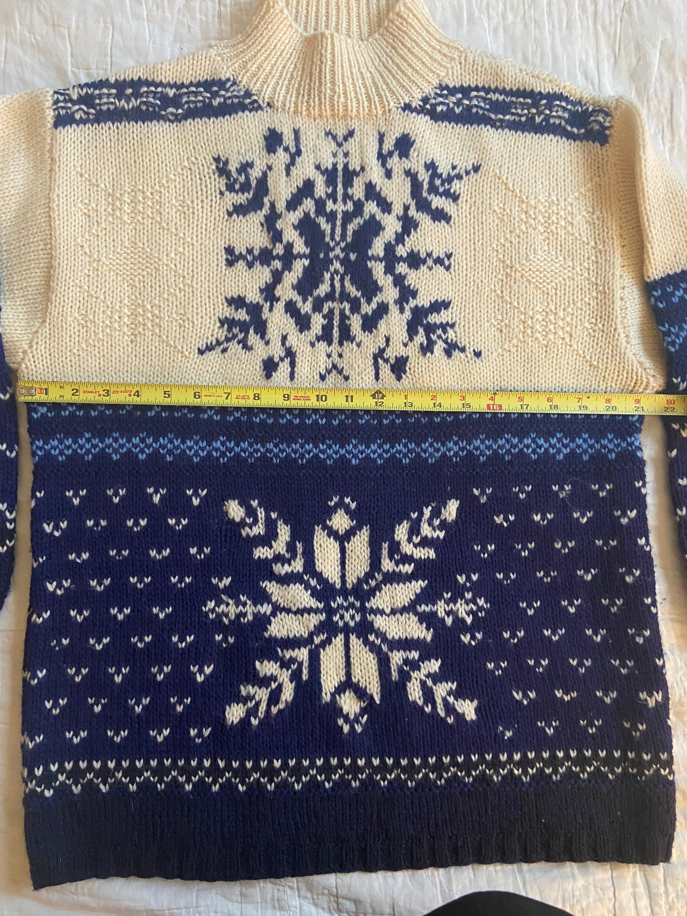 Vintage Liz Claiborne Liz Sport Pullover Bulky Knit Wool