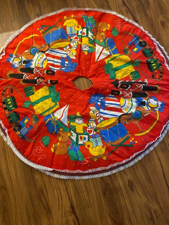 Vintage Printed Fabric Handmade Tree Skirt With Toy Soldiers Etsy