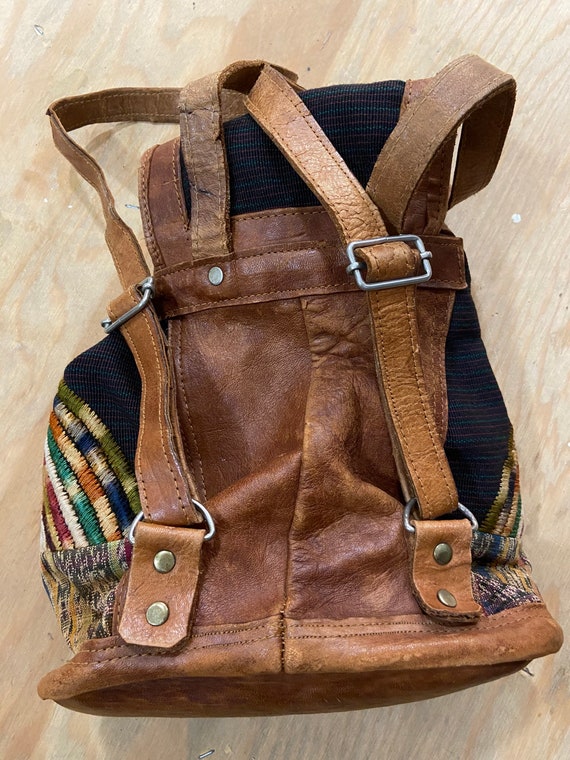 Hippie Aztec Peruvian‎ VINTAGE Backpack -Excellent condition adjustable straps Mr. Pinzon Artesanias Aztec Boho Hippie Multi Color  main image 4