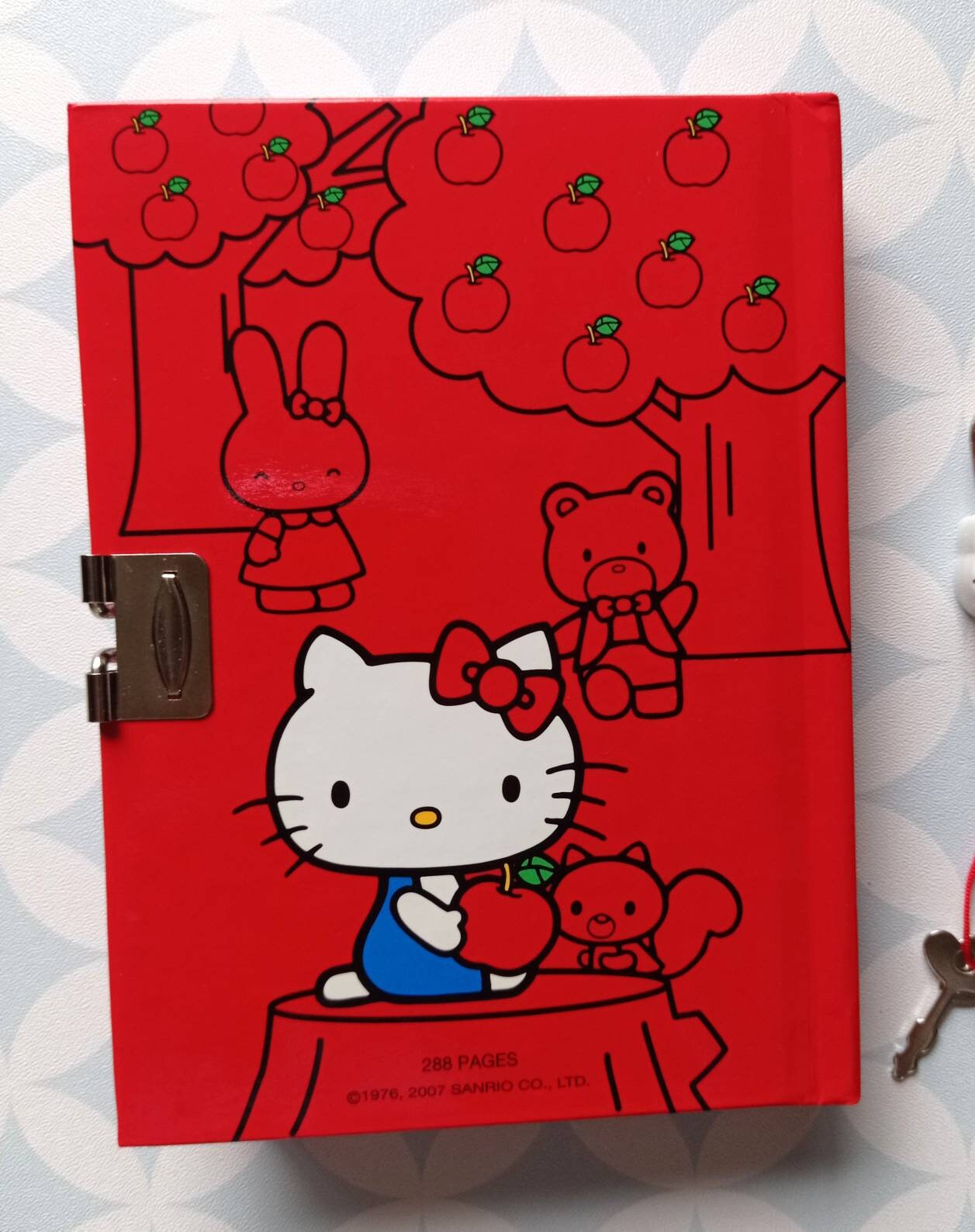 Vintage Sanrio 2007 Hello Kitty Apple Diary Personal