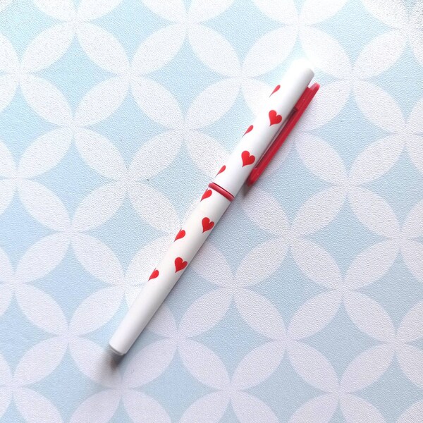 80s Vintage Waterman White Plastic Fountain Pen with Red Hearts NEW