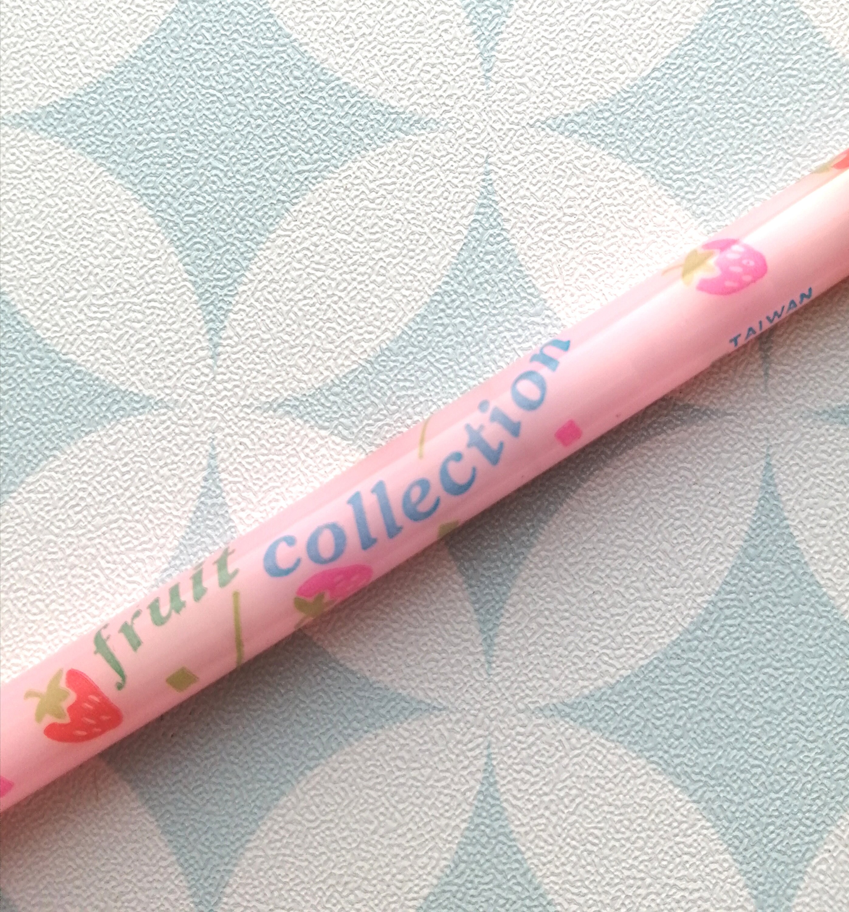 80S Vintage Bensia Pink Pencil Pop A Point Fruit Collection