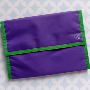 80s Vintage Purple and Green Canvas Nylon Organizer Wallet Pouch con compartimentos