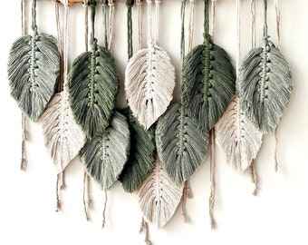 Macrame Leaf Wall Hanging, Small Macrame Wall Hanging, Macrame Feather Wall Hanging, Nursery Wall Decor Boho, Green Boho Nursery Wall Decor
