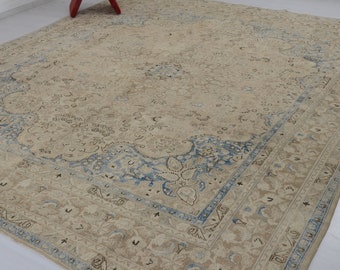 Large Vintage Turkish Wool Rug • Oriental Carpet (9.4'x12.4')