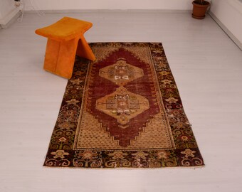Vintage Oushak Wool Rug • Turkish Oriental Area Rug (3.7'x6.3')