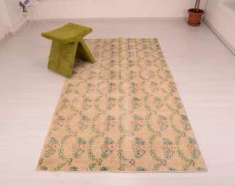 Vintage Turkish Wool Rug • Floral Boho Area Rug (4.2'x7.8')