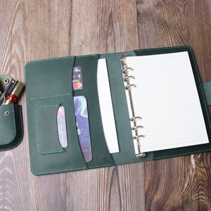 Couverture polyvalente en cuir véritable haut de gamme pour 6 anneaux, carnet de notes A5/A6/A7 avec pochettes de rangement interchangeables - 7UAU6R