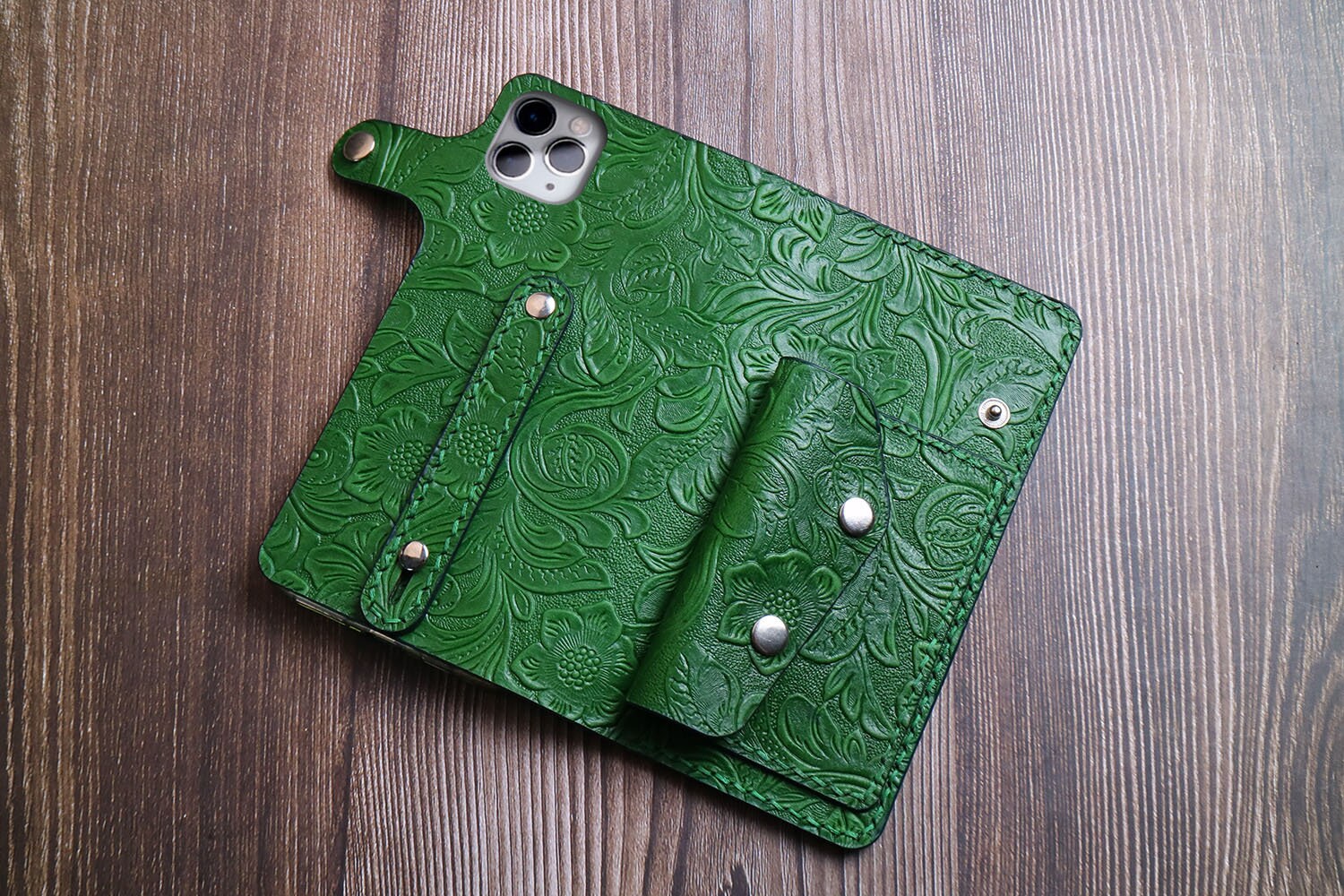 Handtooled Iphone 11 Wallet Case Iphone 11 Leather Wallet Etsy UK