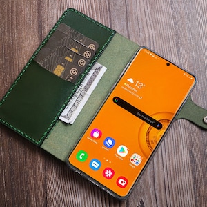 Flip Man Pixel 9a,9 Pro XL,9 Pro,8a/8/8 Pro/7a/7 Pro/6a/6 PRO 6/5a 5G/5/ Custodia Portafoglio in Pelle Custodia Google Pixel 7 Verde Iniziali Personalizzate