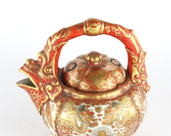 Brilliant Antique Meiji Japanese Kutani Rooster Teapot With Dragon Details