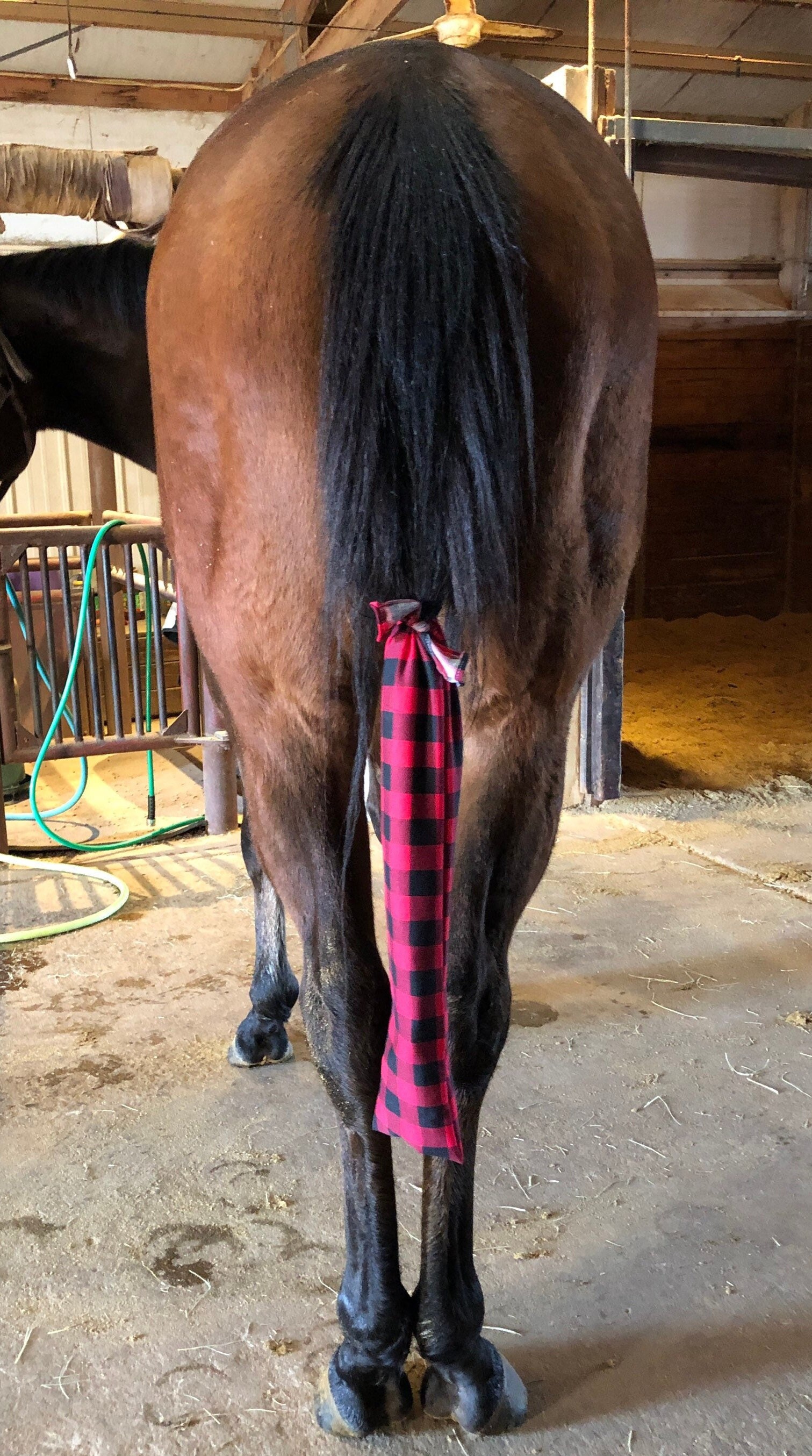 custom tail bolsas for horses