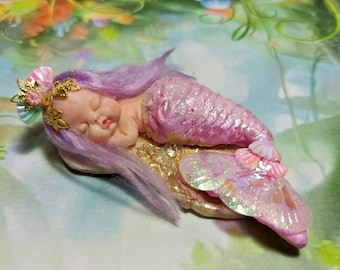 Miniature baby mermaid Sculpture, Mermaid girl modeled figurine, Sleeping little mermaid, Ooak mermaid , Collectible fantasy figurine, gift