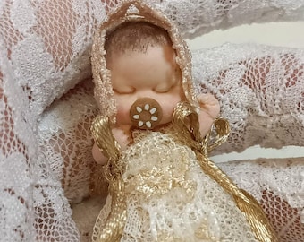 Victorian miniature baby doll , Miniature baby with antique lace dress, baby, mini baby in antique lace christening gown, Dollhouse doll