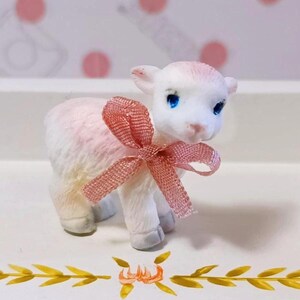 1:12 Vintage Dollhouse Lamb Toy, Retro Style Miniature Sheep, Dollhouse Nursery Miniature, Mini Lamb, Collector Gift, Shop Miniature Toys