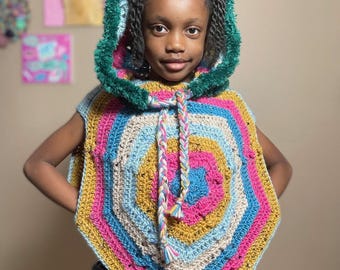 Modèle de poncho Pentagone au crochet : poncho à capuche pour enfants (téléchargement instantané)