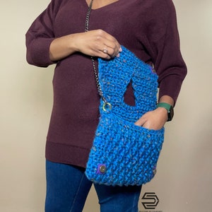 Crochet Clutch Bag Pattern: Kiera Bag with Triangle Flap (Instant Download) image 5
