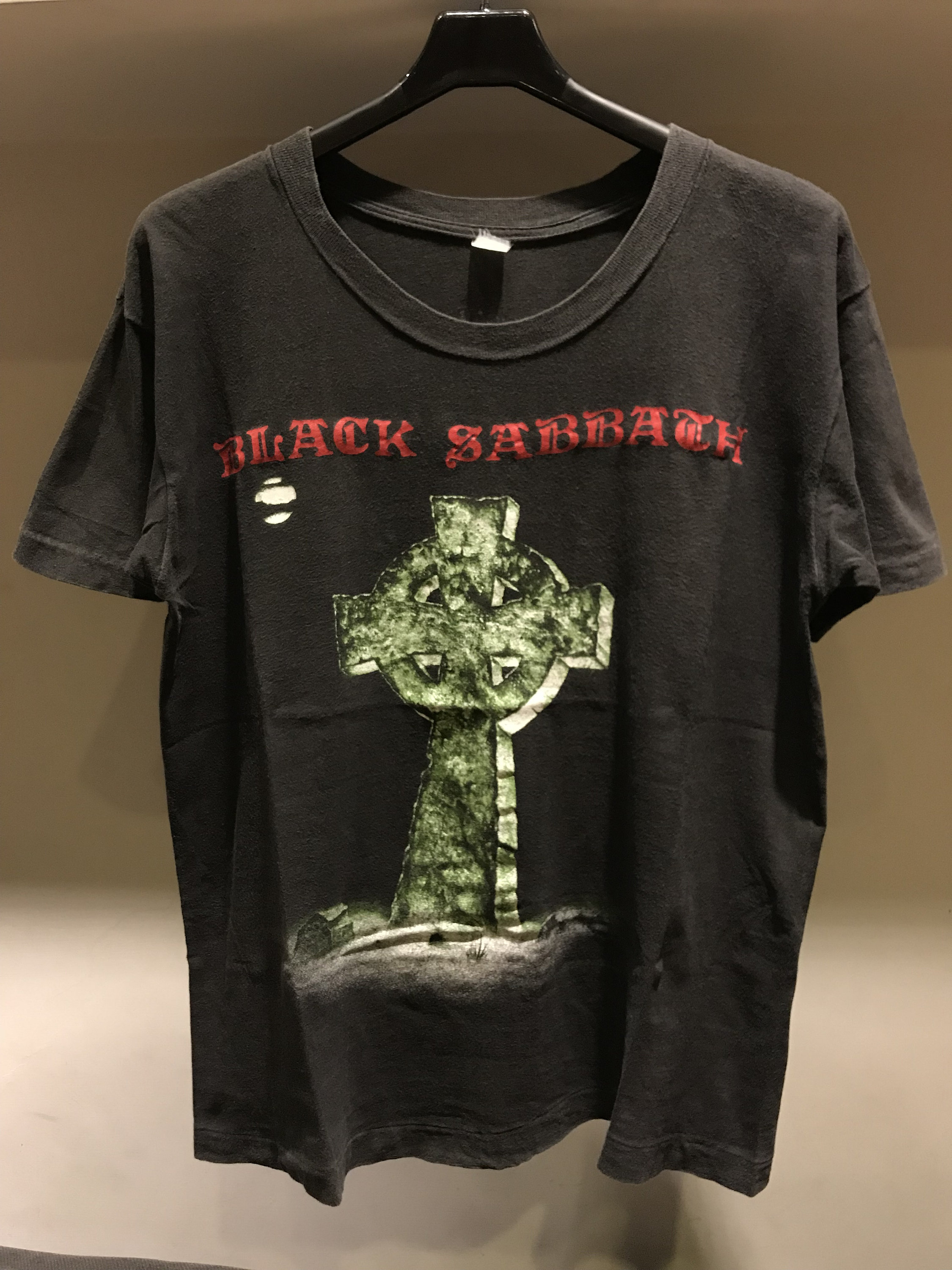 Vintage Black Sabbath Headless Cross 