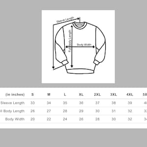 Puede incluir: Tabla de tallas para una sudadera en pulgadas. La tabla muestra las medidas de la longitud de la manga, la longitud total del cuerpo y el ancho del cuerpo para las tallas S a 5XL.
