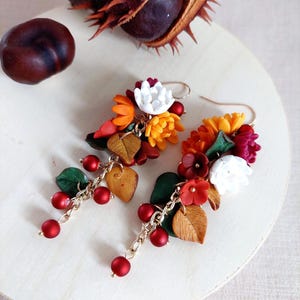 Pendientes de flor roja, colgantes florales de arcilla polimérica, joyería floral