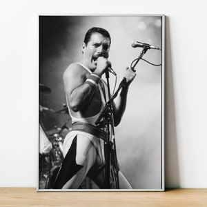 Freddie Mercury Print, Freddie Mercury Vintage Photo, British Icon, Freddie Mercury Poster, Wall Art Home Decor, Freddie Mercury Framed