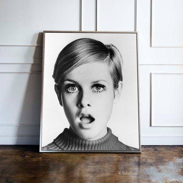 Twiggy Print, Twiggy Vintage Photography, Twiggy Art, Twiggy Poster, British Icon, Wall Art Home Decor, Black & White Framed Twiggy Print