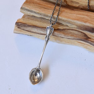Sterling silver Tiny Spoon Necklace,Miniature Spoon Vintage,Small spoon sliver,Spoon Charm,Small Miniature Spoon,Unique spoon.