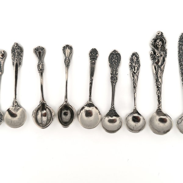 Solid sterling silver  spoon/Sugar Serving spoon/Baby/collectors/Small silver spoon /Mini silver spoon/ Unique small spoon/