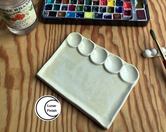 5 Well Small Ceramic Mixing Palette with Flat Area. Lunar Finish. Medium wells for mixing watercolor, gouache, ink, acrylic, and oil paints.