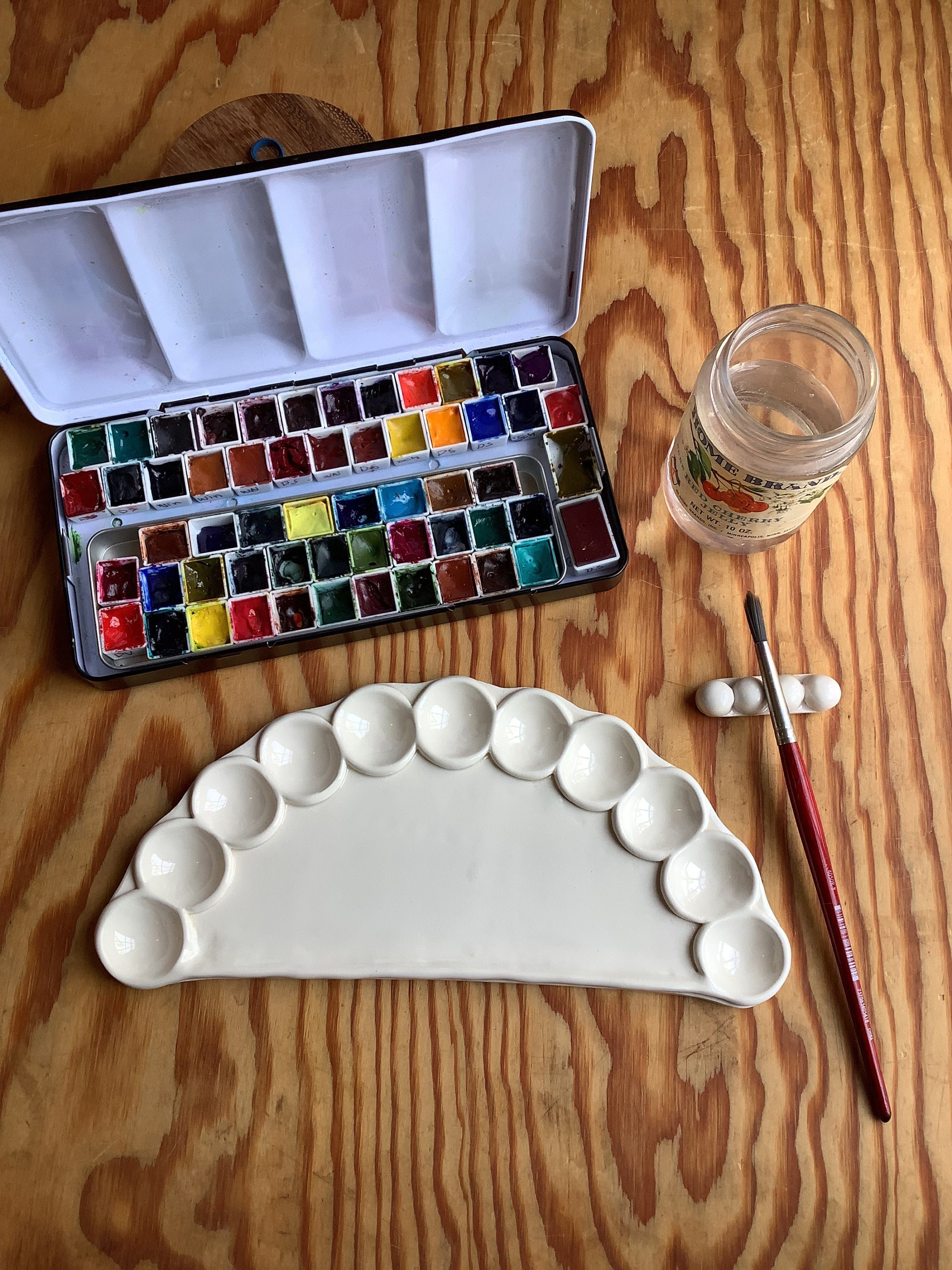 11 Well Ceramic Studio Mixing Palette. Medium Wells for Mixing Watercolor,  Gouache, Ink, Acrylic, and Oil Paints. Flat Space for Mixing. 