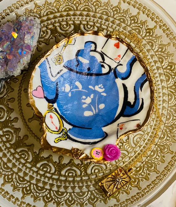 Whimsical Alice in Wonderland Large Decoupage Clam Shell Etsy