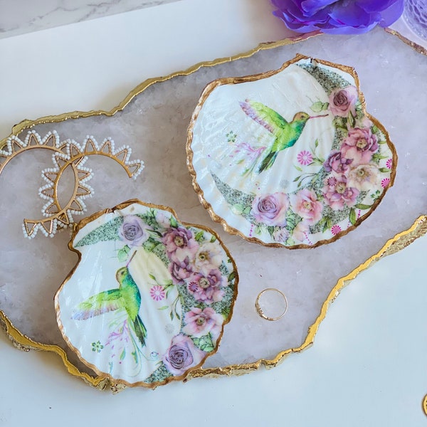 Decoupage Oyster Shell - Hummingbird Ring Dish - Trinket Tray - Jewelry Display - Spring Home Decor - Ostara Witch Gifts - Coastal