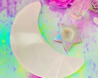 Large Selenite Flat Carved Moon - Satin Spar Crescent Moon - Charging Plate - Cleansing Moon Dish - Selenite Crystals - Witch Gifts - Chakra