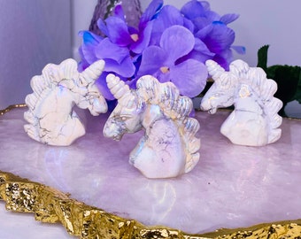 Angel Aura Howlite Carving - Unicorn Crystal Stone - Fairycore Metaphysical Crystals - Hand Carved Howlite Unicorn - Gifts For Her - Decor