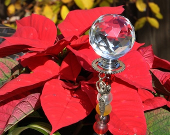 Beaded Plant Stake: Crystal with Goddess Charm