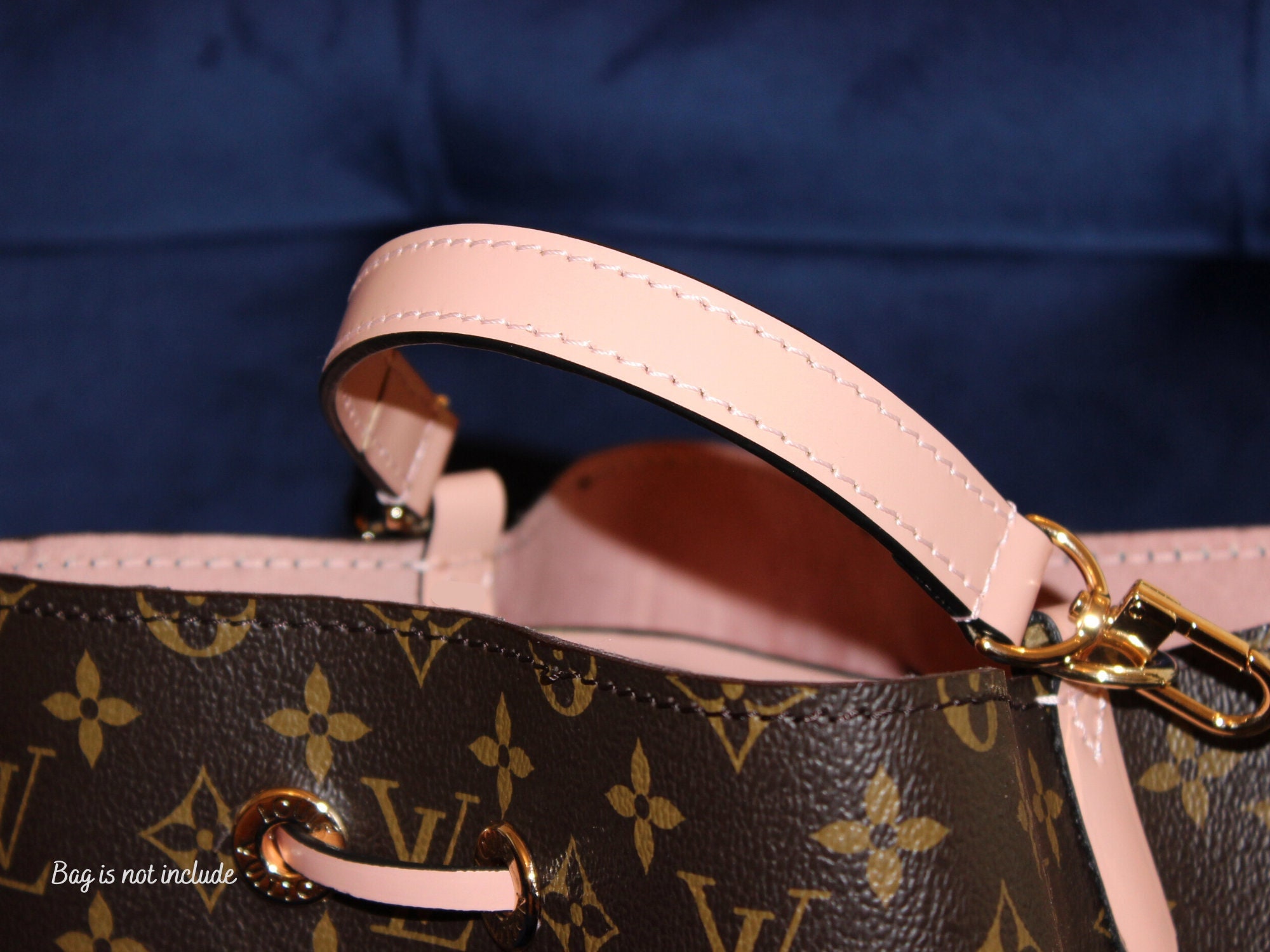 Neo noe strap - stitching or no stitching?  Black louis vuitton bag, Louis  vuitton bag, Bags