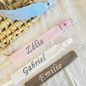 Personalized pacifier clip with baby&#39;s first name