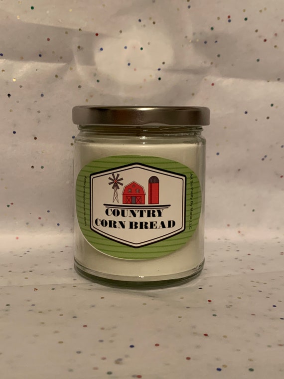 CORN BREAD Scented soy wax candle/food scented candle/country style corn bread scented candle/scented candles/gift for mom/nest seller/9oz