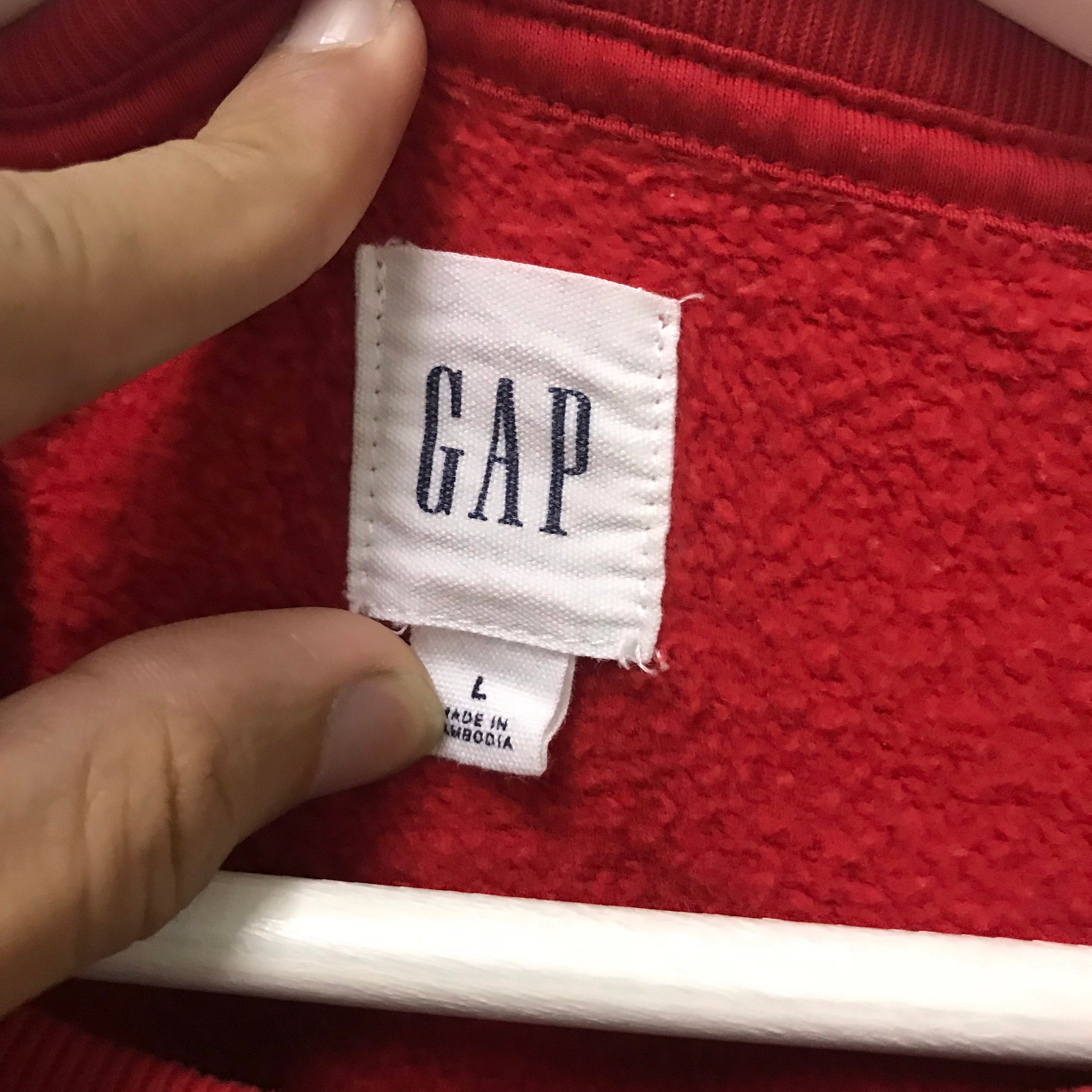 red gap crewneck