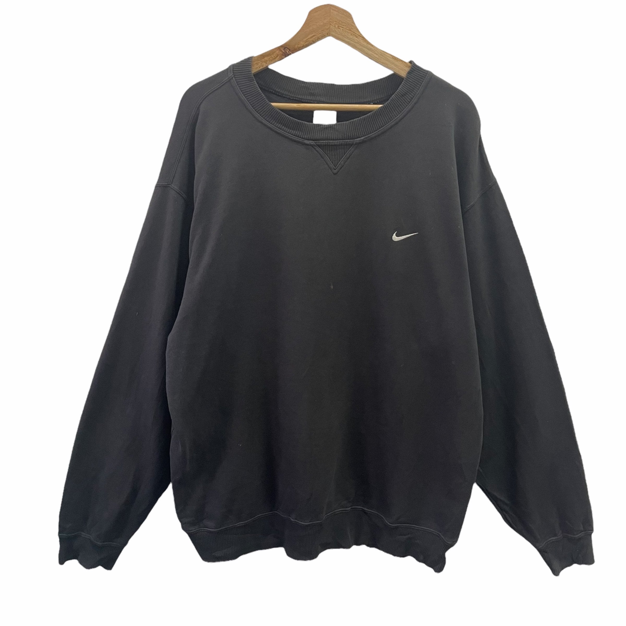 men nike vintage crewneck