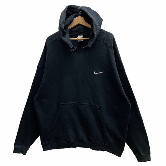Nike hoodie small best sale logo