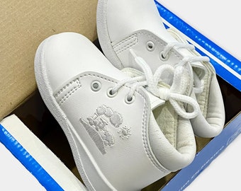 New/Deadstock Mi Angel Lace Up Train Embroidery Shoes White