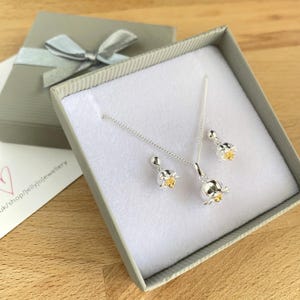Lily Gift Set, 925 Sterling Silver, Lily of The Valley Necklace and Earrings, May Birth Flower, Gift for her, Gift Jewellery