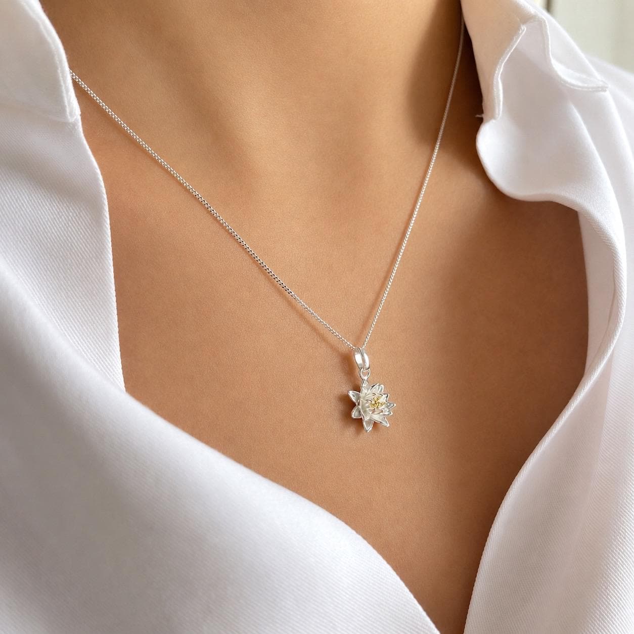 Lily necklace - Etsy 日本