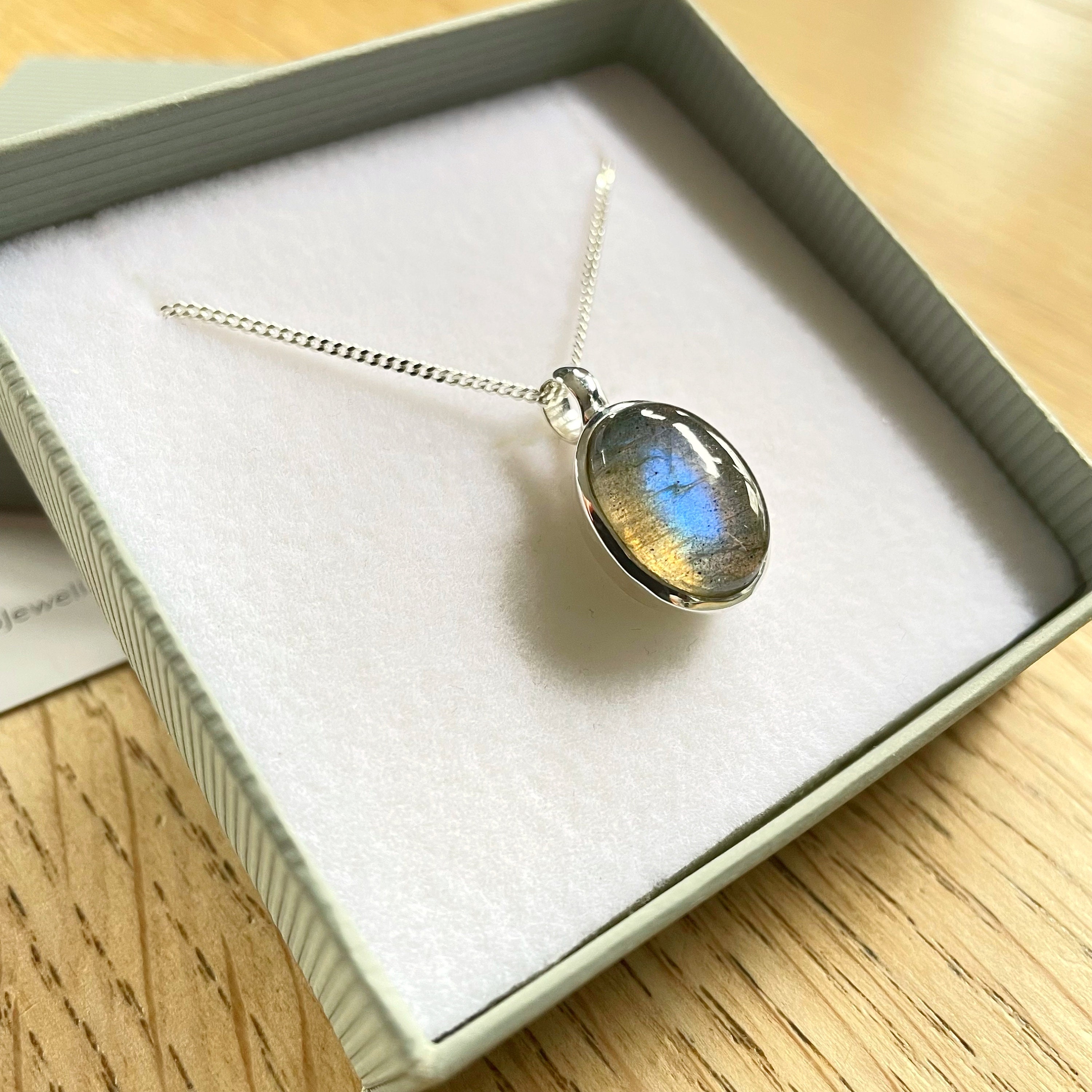 品多く Labradorite Oval Labradorite Silver, Sterling Necklace, アクセサリー