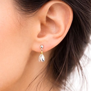 Pendientes de campanillas de invierno de plata de ley: joyas con flores de enero