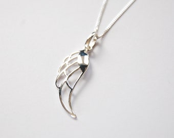 Collar de alas de ángel en plata de ley: espiritualidad y protección