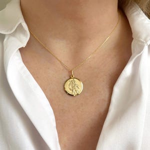 St Christopher Necklace, 18mm 18ct Gold Plate St Christopher Pendant, Surfers Necklace, Travellers Necklace, Gift for her, Gift for Him