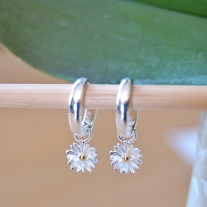 Daisy Flower Earrings, Sterling Silver Daisy Charm Earrings, Huggie Hoop Earrings, Daisy Dangle Hoop Earrings, April Birth Flower