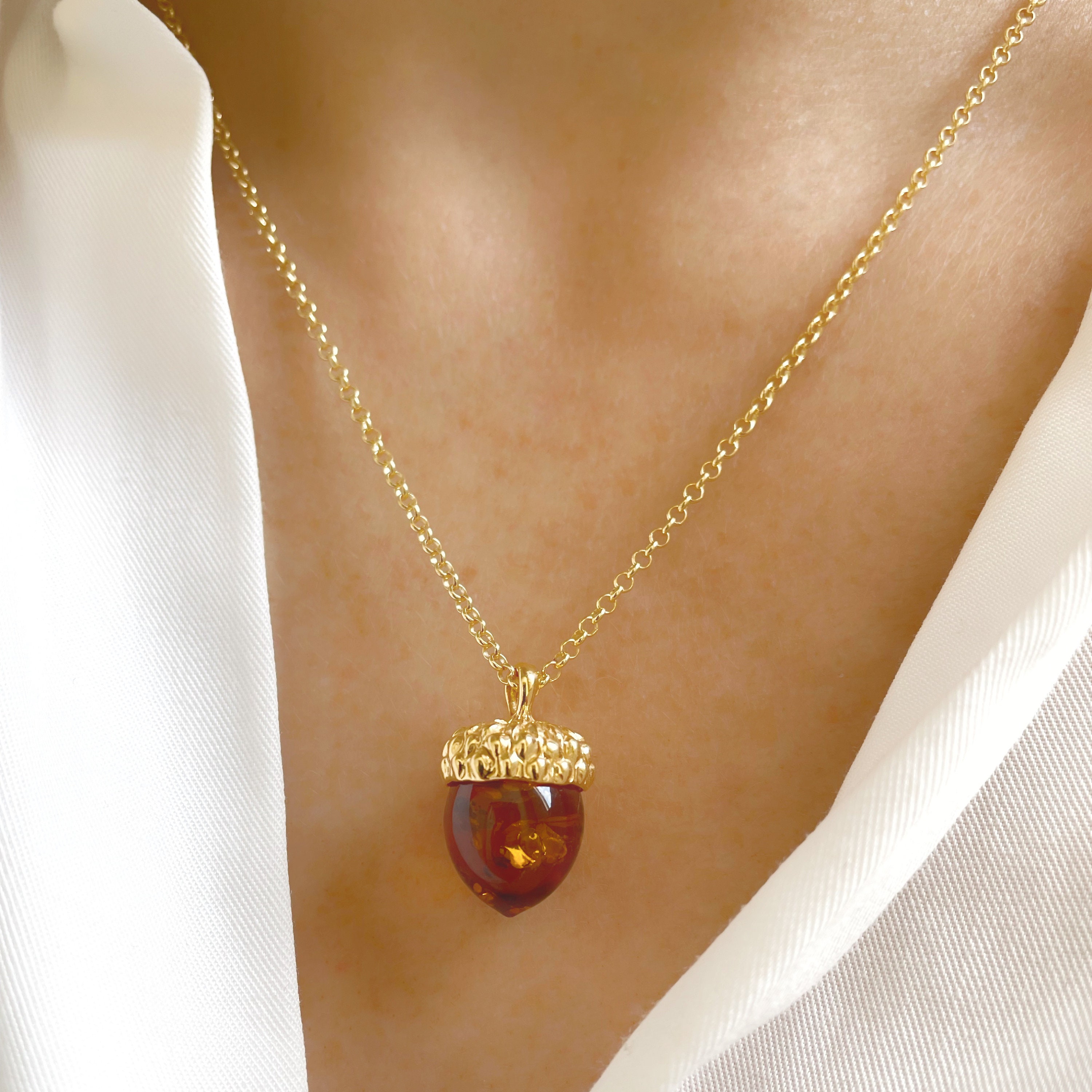 Amber acorn hotsell necklace